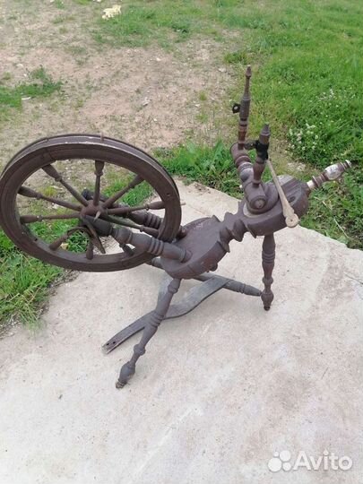 Прялка деревянная старинная