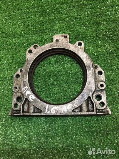 Крышка коленвала 1,6 AEE Шкода