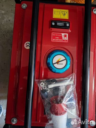 Бензогенератор Honda EG 5500CXS