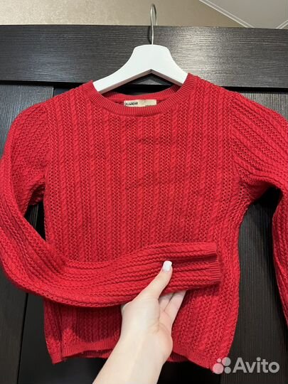 Свитер женский