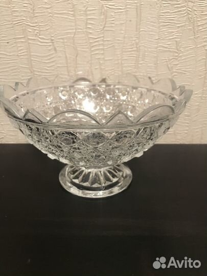 Вазочка хрустальная для конфет