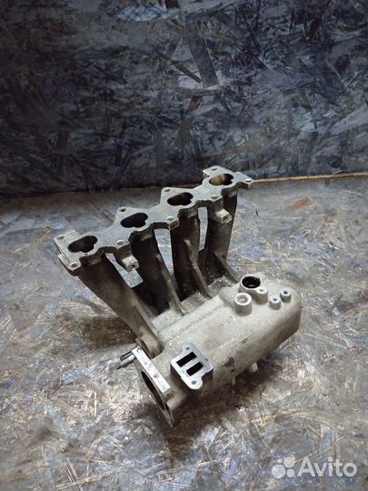 Впускной коллектор Kia Rio 2 jb