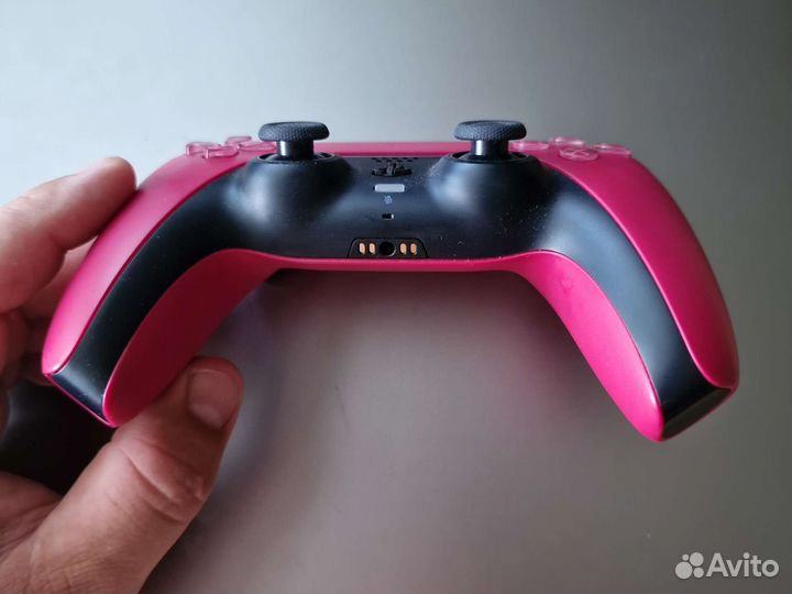 Геймпад DualSense (проводной, Bluetooth)
