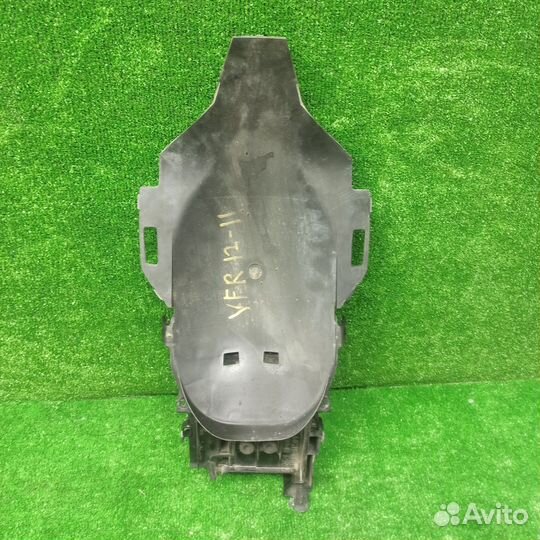 Пластик в подрамник Honda VFR1200