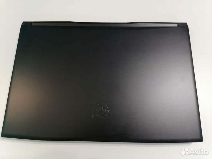 Ноутбук MSI 17.3 i5-11400h gtx1650