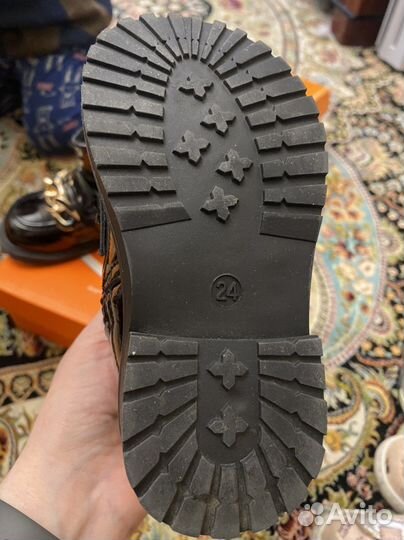 Сапоги для девочки