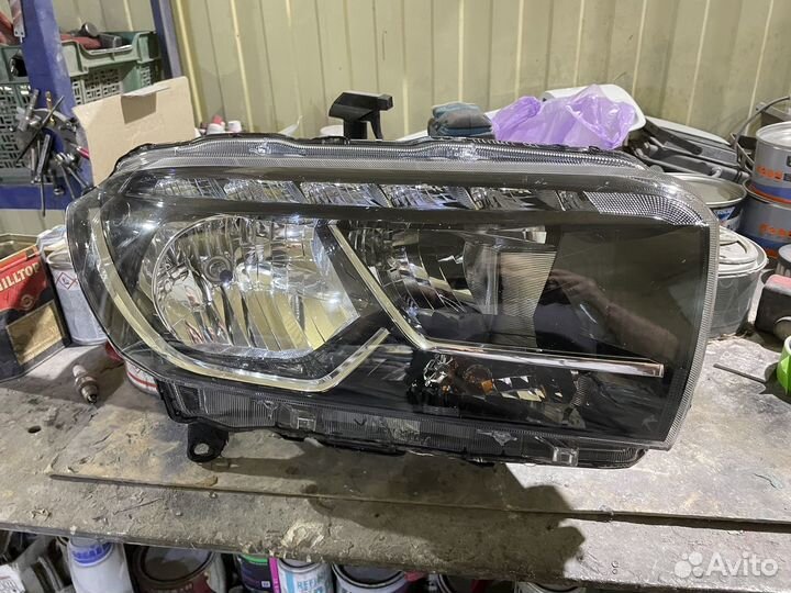 Фары на лада x-rey