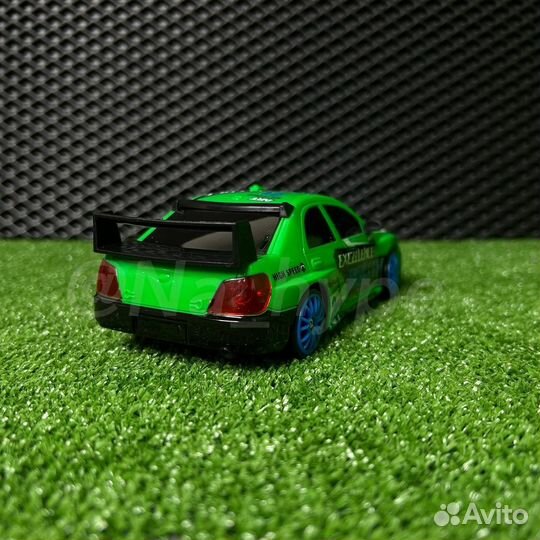 Машина на радиоуправлении для дрифта