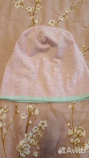 Продам 3 шапки, разм 50-52