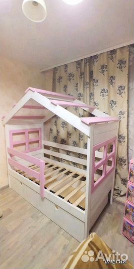 Детская кровать с бортиком