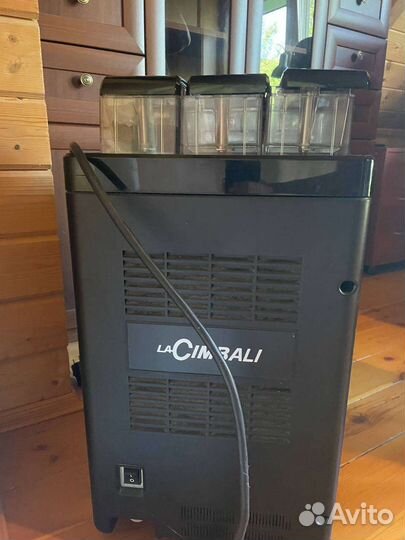 Кофемашина la cimbali Q10