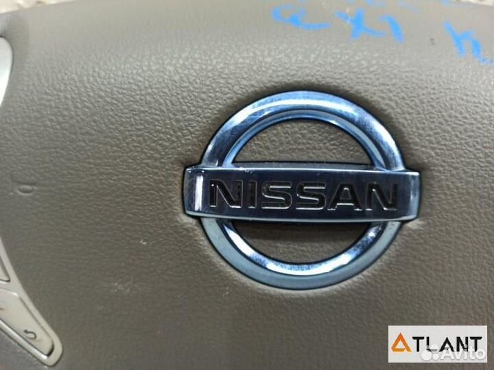 Airbag водительский nissan leaf