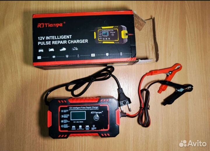 Автомобильное зарядное устройство аккумуляторов