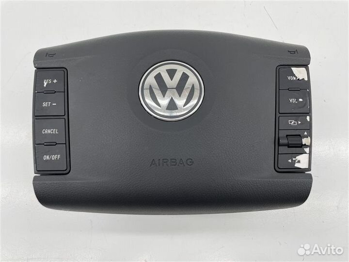 Подушка безопасности водителя Volkswagen Touareg