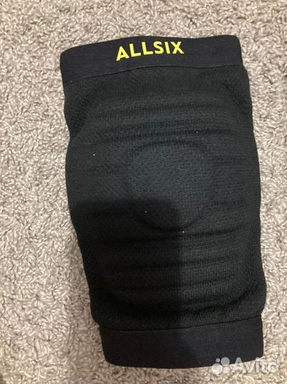 Наколенники волейбольные