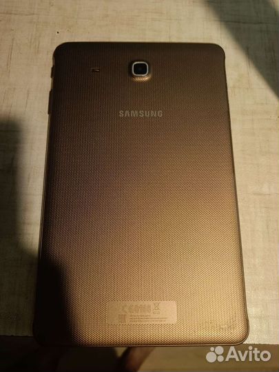 Планшет samsung galaxy tab e