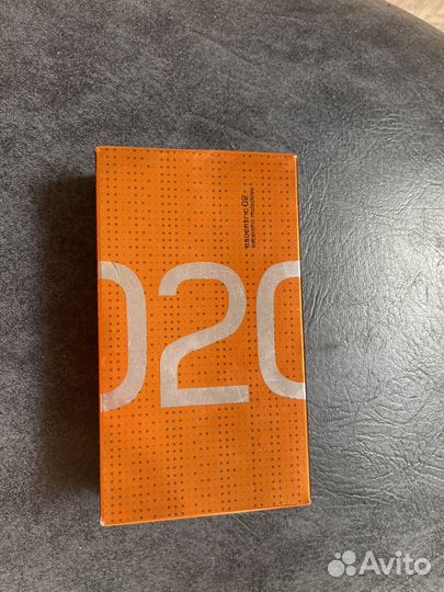 Escentric molecules 02