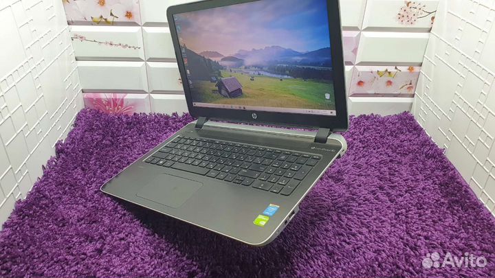 HP full hd Intel core i5 GeForce840m