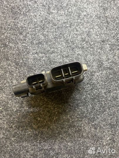 Блок управления вентилятором Mitsubishi Lancer 9