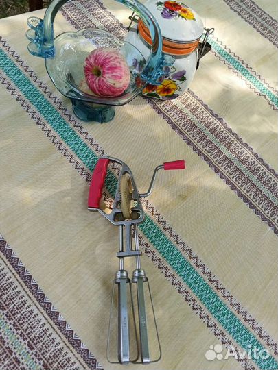 Миксер кухонный ручной