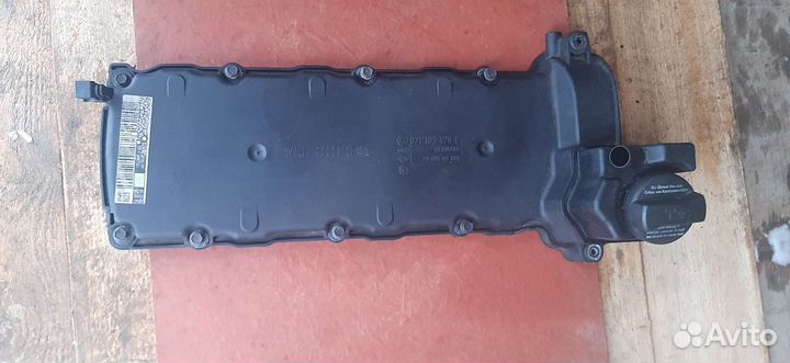 Клапанная крышка Vito 638 V280