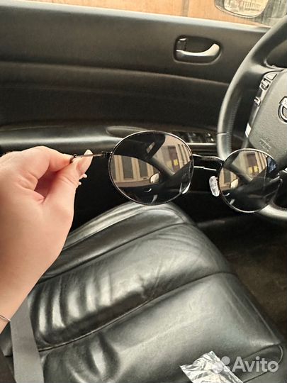 Солнцезащитные очки