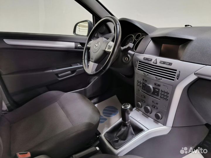 Opel Astra 1.6 МТ, 2012, 283 639 км