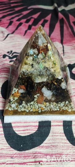 Оргонит пирамида