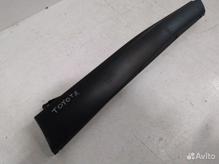 Накладка двери задняя правая Lexus Nx 200 2014