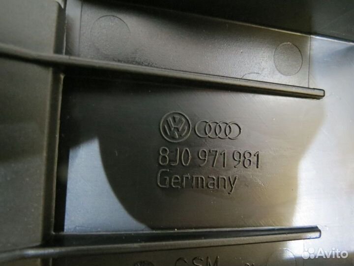 Крышка блока предохранителей Porsche Macan