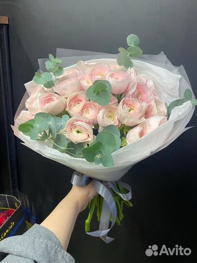 Ранункулюсы цветы доставка