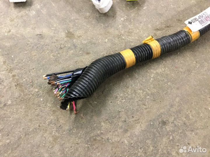 Проводка салонная слева Toyota Highlander 2 3