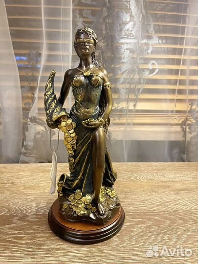 Статуэтки, Империя Богачо, мраморная крошка