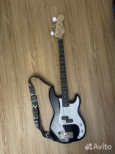 Бас гитара homage HEB700BK precision