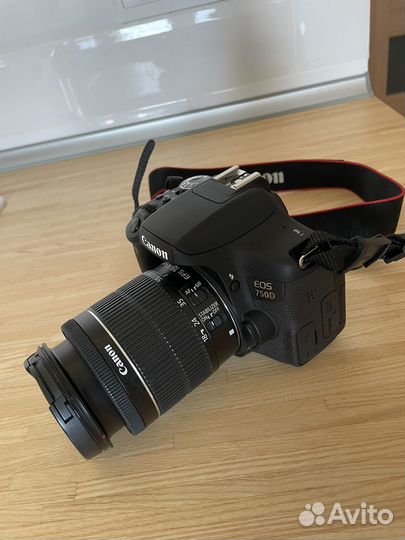 Фотоаппарат Canon EOS 750D
