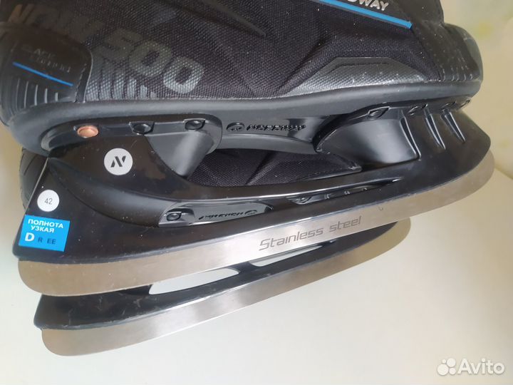 Nordway (хоккейные коньки)