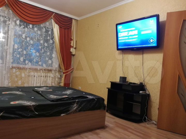 2-к. квартира, 60 м², 1/9 эт.