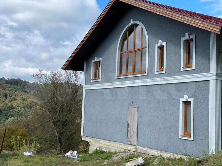 Дом 177 м² на участке 6 сот.