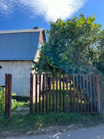 Дача 24 м² на участке 10 сот.