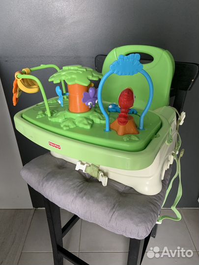 Стульчик для кормления / Бустер Fisher price