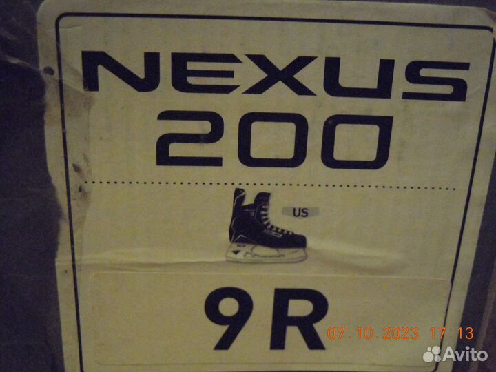 Хоккейные коньки бауэр