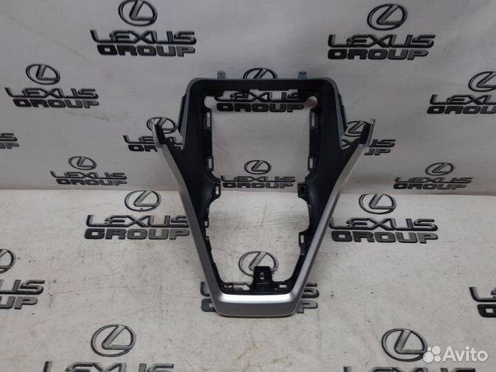 Накладка консоли Toyota Rav4 axah54L A25afxs 2019