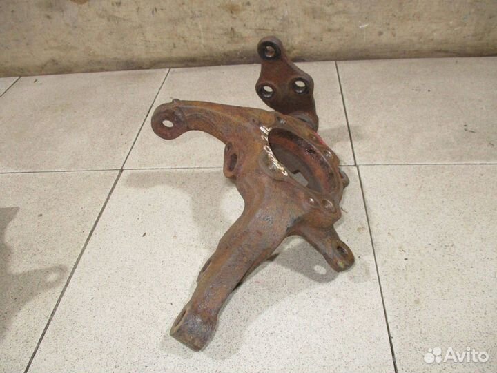 Кулак поворотный передний левый Kia Ceed 2 (JD)