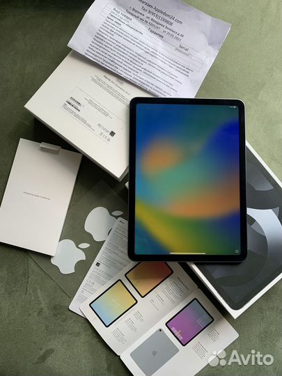 Планшет Apple iPad Air (2022) 64GB Wi-Fi + Стилус