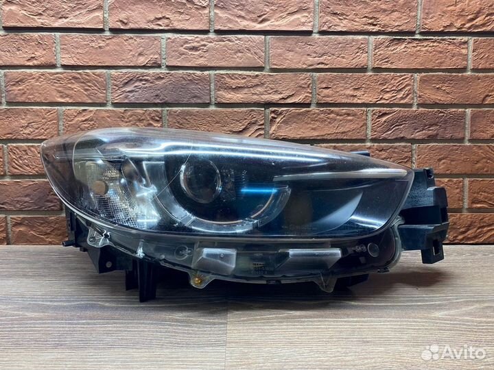 Фара правая Mazda CX 5 2015-2017 LED Рестайлинг
