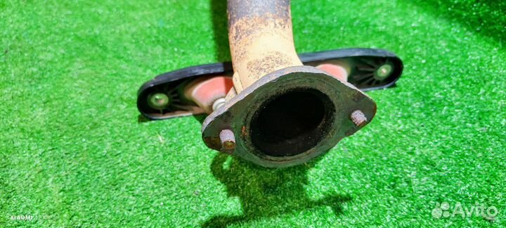 Приёмная труба глушителя Volkswagen Jetta 6