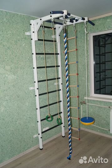 Шведская стенка черно-белая арт492