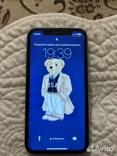Телефон iPhone хr