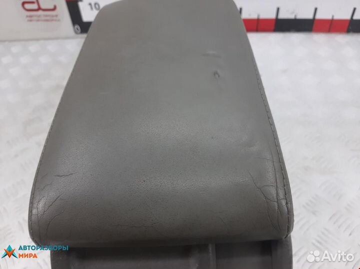 Подлокотник Volkswagen Passat B5 2001