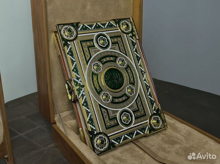 Мусульманский коран ароматный